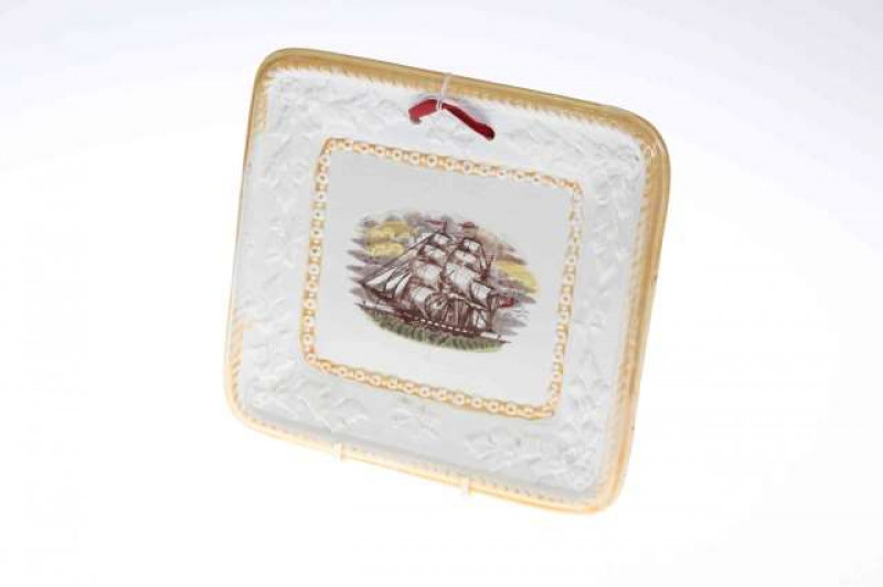Sunderland Lustre plaque with central image of a sailing ship
