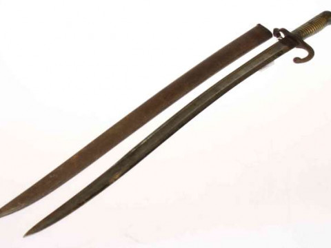 Large bayonet and scabbard