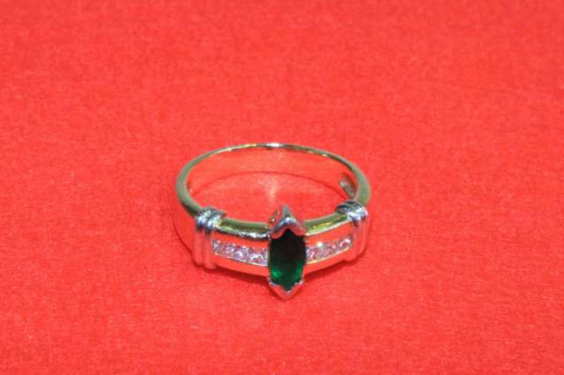 Emerald and diamond ring, size Q 1/2