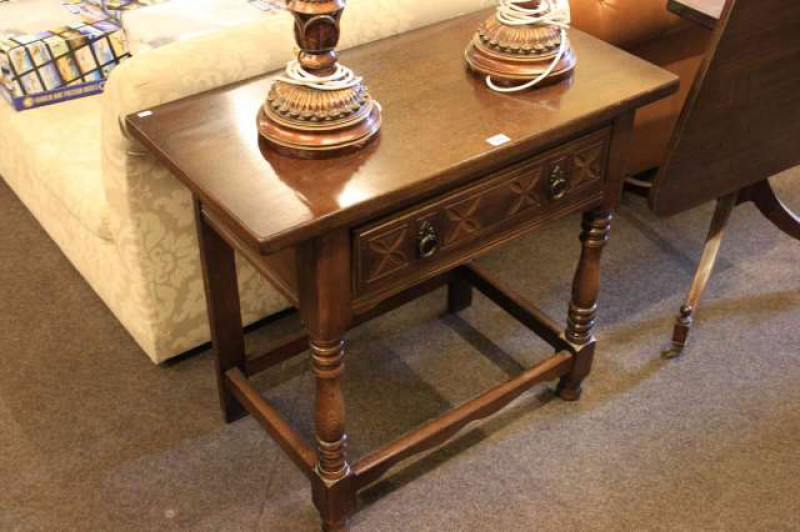 Oak turned leg side table