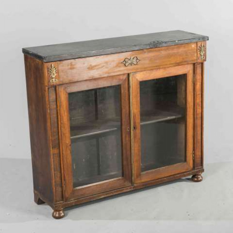 AN EARLY 19TH CENTURY ROSEWOOD SIDE CABINET, of small proportions, with marble top and long frieze drawer over a pair of glazed doors. 83cm by 94.5cm by 27cm