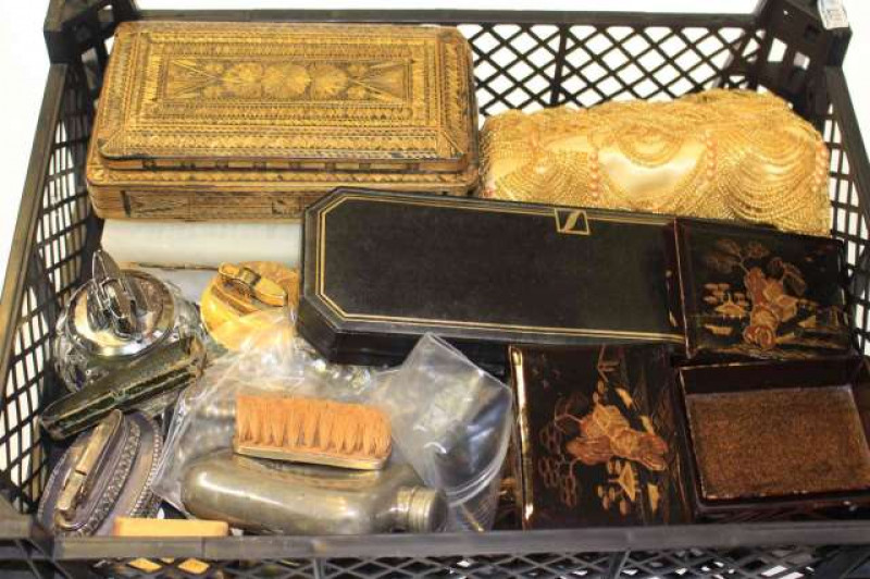 Box of collectables, elephant ashtray, vintage bags, etc