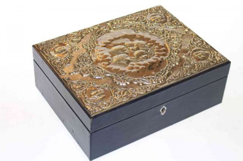 Silver topped jewellery box