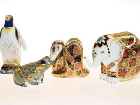 Collection of four Royal Crown Derby paperweights, Fountain Frog, Imari...