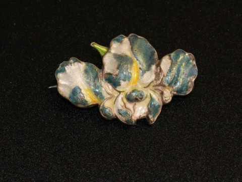 Unusual silver and enamel vinaigrette brooch, probably Chinese