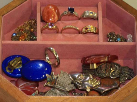 Jewellery box containing 14 carat gold, ruby and diamond ring, 9 carat...