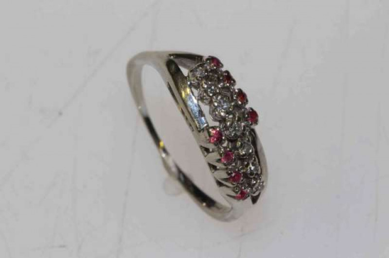 14 carat gold ring