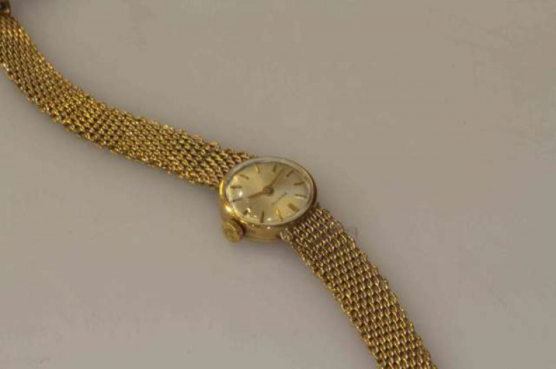 Zenith 9 carat gold wristwatch