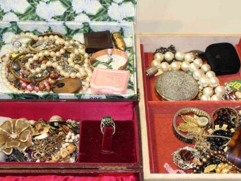 Three boxes of jewellery