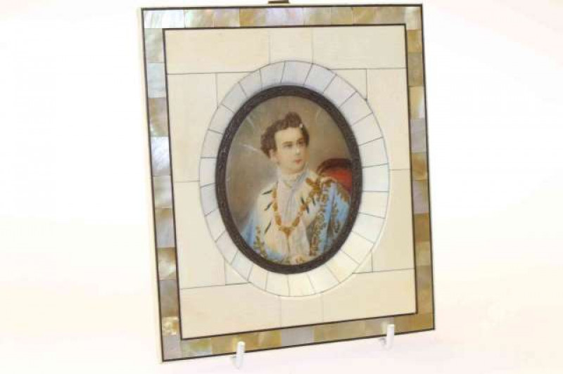 Early 20th Century ivory framed portrait miniature in 18th Century style