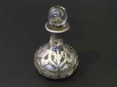 Continental overlaid scent bottle