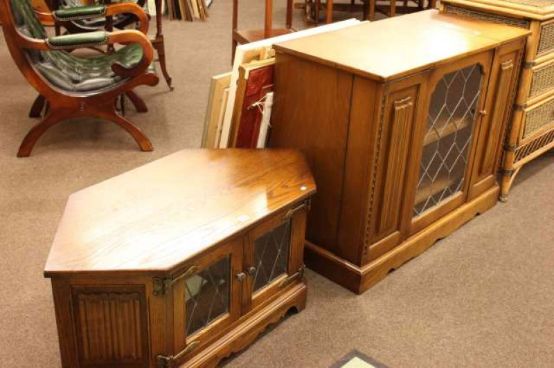 Old charm leaded glass television/video stand and similar style entertainment cabinet