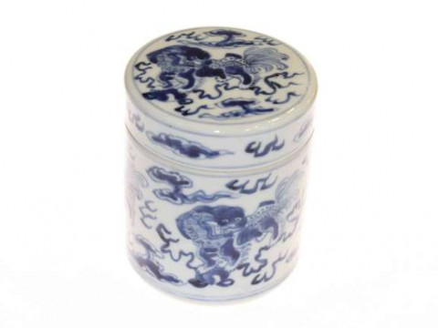 Chinese blue and white cylindrical jar and cover