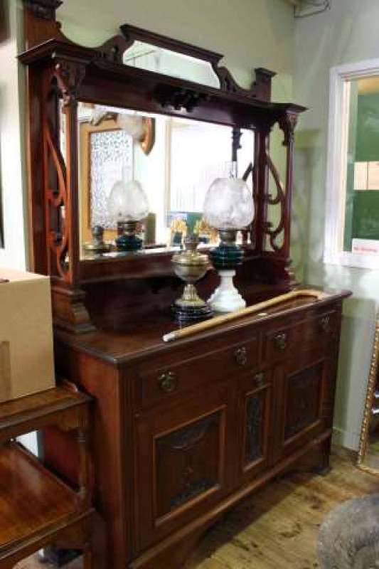 Late Victorian mahogany Art Nouveau style mirror back sideboard