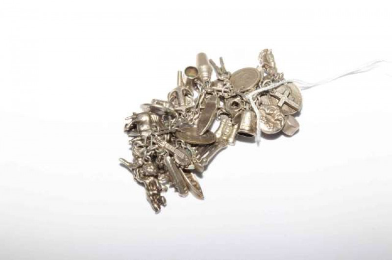 Charm bracelet