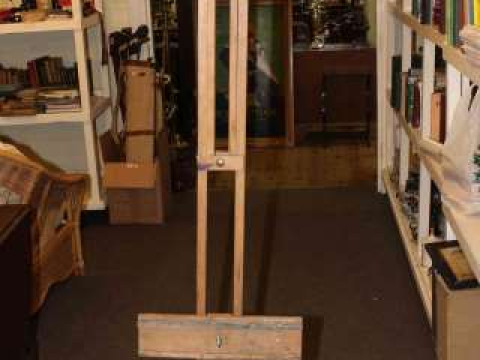 Winsor & Newton artists easel