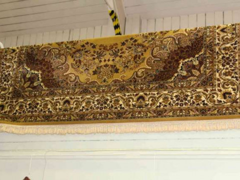 Keshan pure wool beige ground carpet 2.74 x 3.66