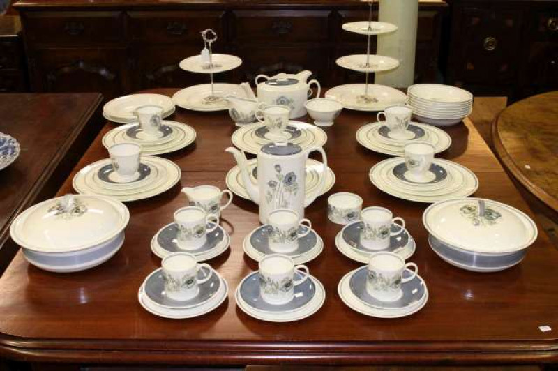 Seventy piece Wedgwood Susie Cooper design dinner, tea and coffee service
