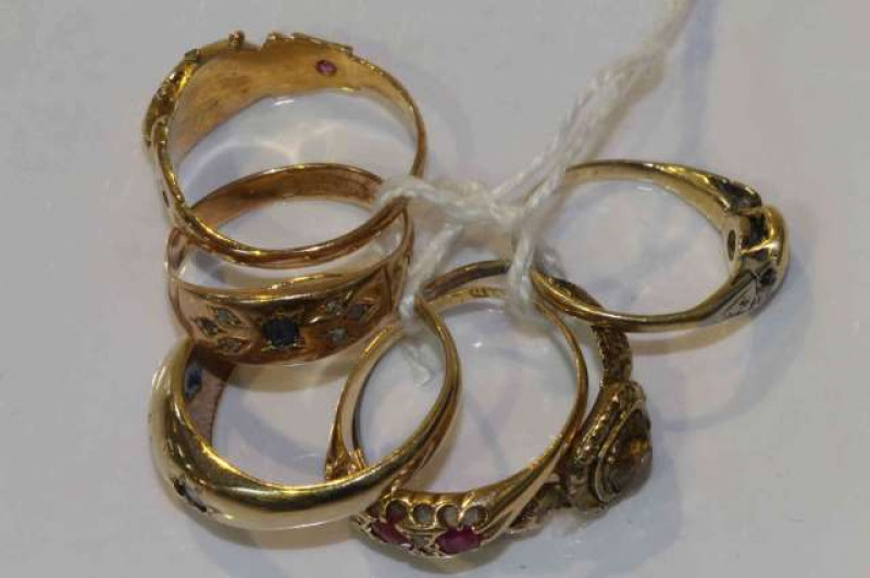 A collection of six early to mid Victorian rings, each set with gemstones to include sapphire, ruby, diamond and citrine highlights, total weight 12gms, five hallmarked for 9 carat, 18 carat or 15 carat gold; the other not hallmarked