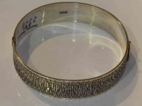 Silver bark effect bangle