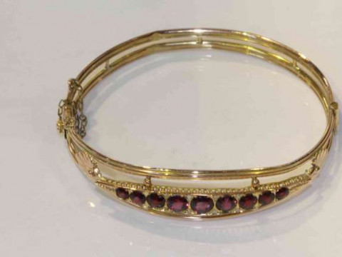 Victorian gold bangle