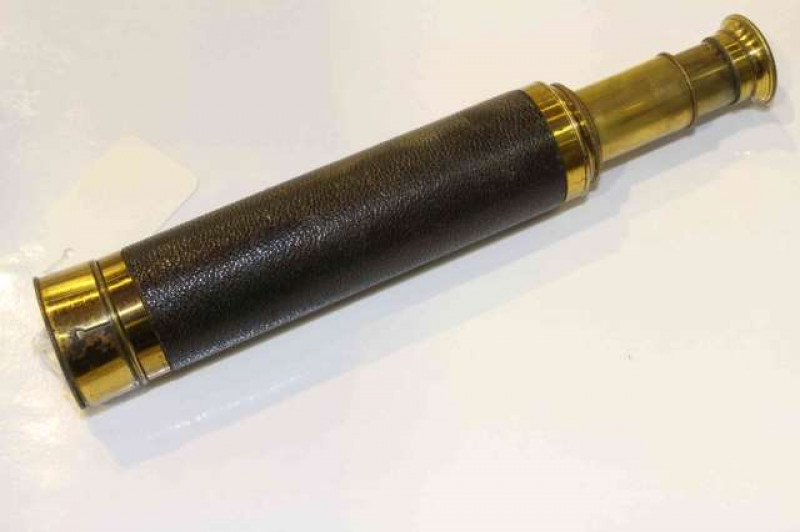 Brass three-drawer telescope