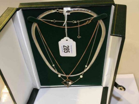 Aquamarine and seed pearl pendant necklace, 18 carat gold and opal necklace...