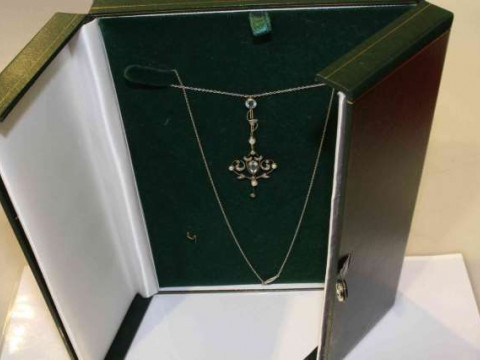 Aquamarine, seed pearl and diamond pendant necklace