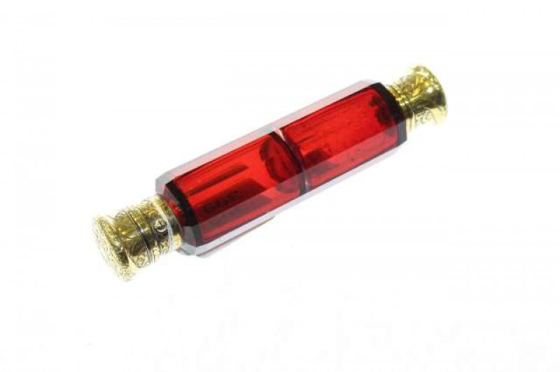 Victorian ruby glass double ended scent bottle