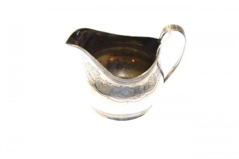 Georgian silver cream jug, 3.6oz