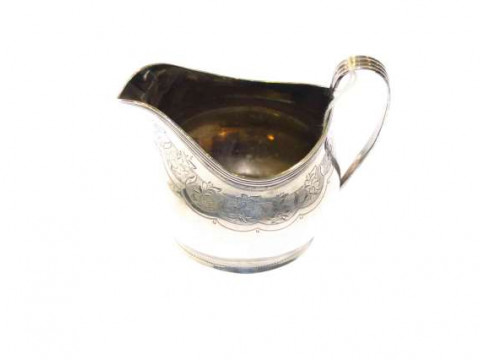 Georgian silver cream jug, 3.6oz