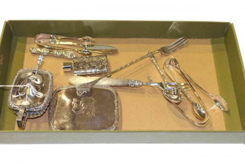 Silver mustard pot, cigarette case, etc