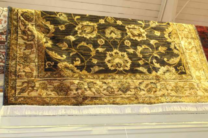 Ziegler carpet with a blue ground 2.80 x 2.00