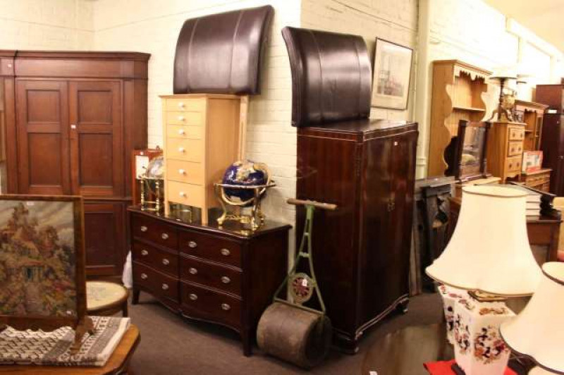 Mahogany gents wardrobe, Winsor mahogany six drawer side cabinet, six drawer modern chest and pair single headboards (5)