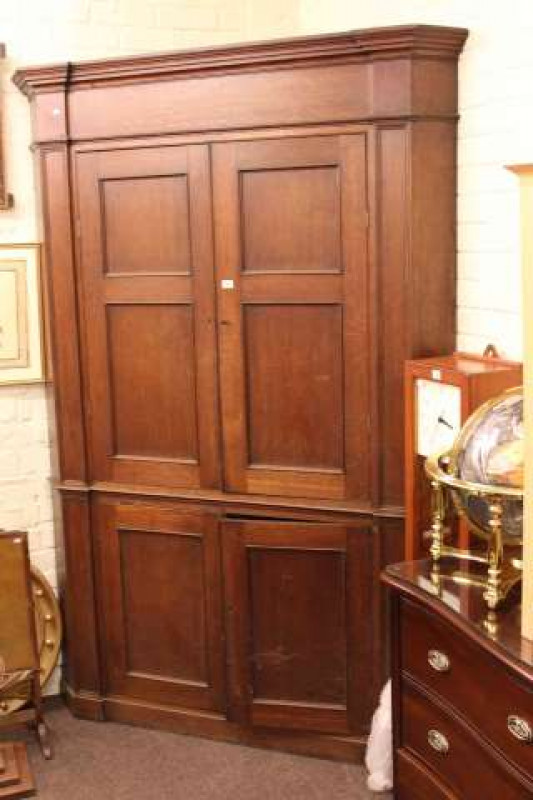 Large 19th Century oak four door standing corner cupboard