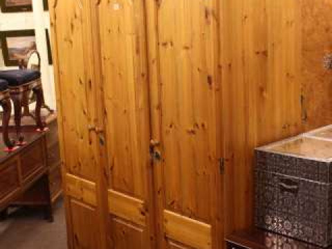 Pine triple door wardrobe and gilt and onyx style radiator shelf (2)