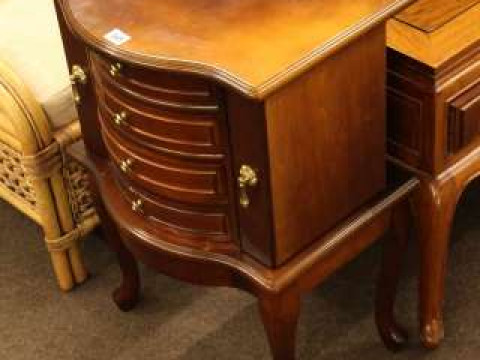 Serpentine front jewellery cabinet on cabriole legs
