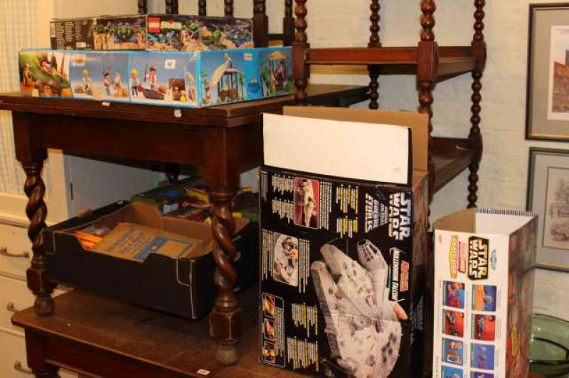 Collection of various toys including Star Wars, Action Men, Lego, Playmobil, model vehicles, soft toys etc