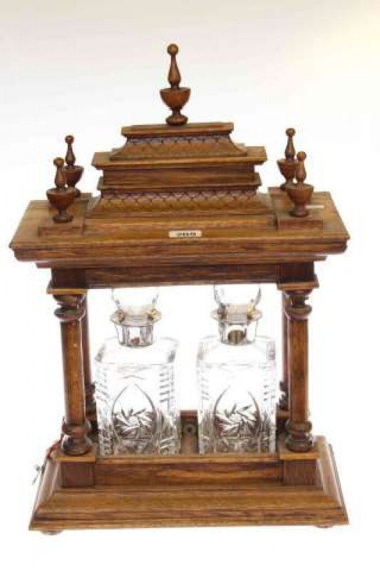 Oak two bottle tantalus