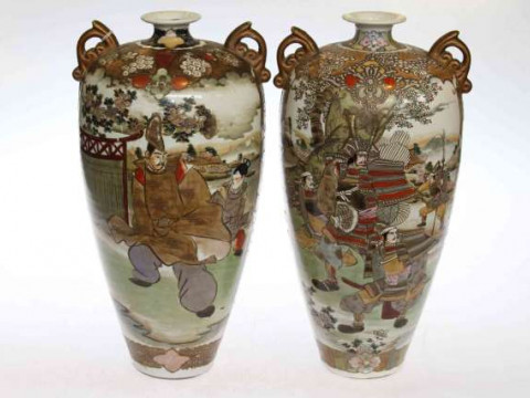 Pair Chinese ovoid body vases decorated with warriors, 38cm