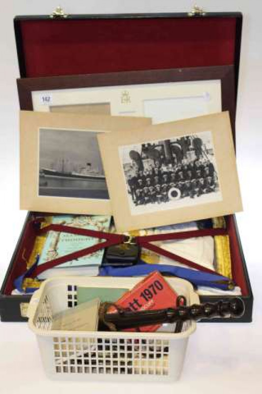 Police truncheon and handcuffs, note books, ERII frame and case of Masonic regalia