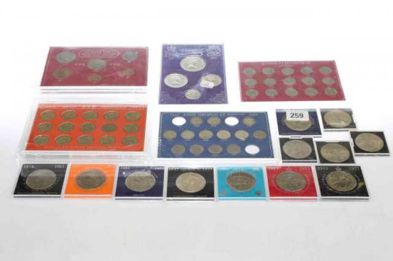 Collection of coins, cased commemoratives and crowns