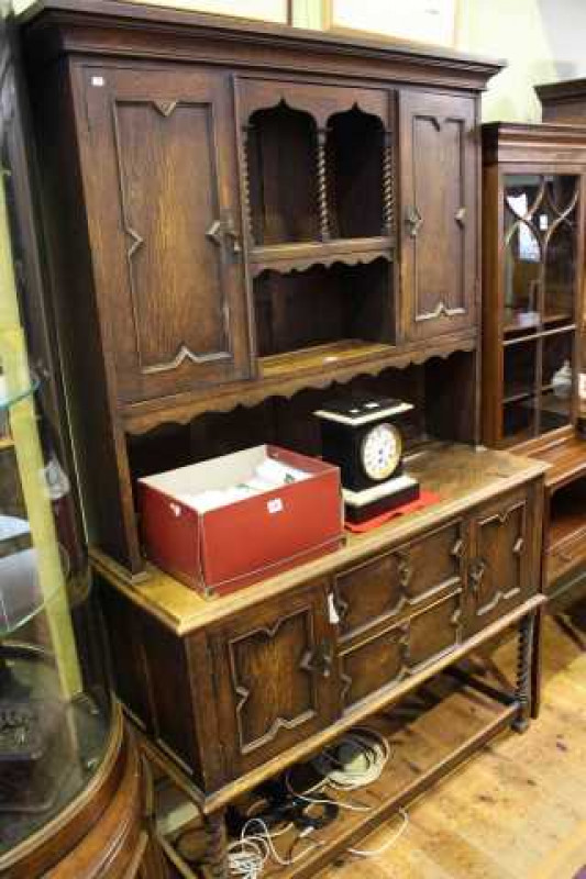 1920's oak Jacobean style dresser on twist legs