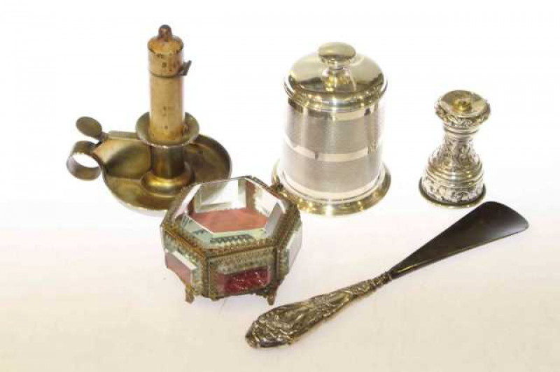Silver cigarette dispenser, Birmingham 1935; silver pepper grinder, etc