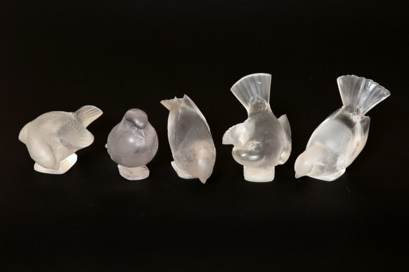 A SET OF FIVE LALIQUE 'MOINEAU' PAPERWEIGHTS, each sparrow modelled in a differing pose, each signed. (5) Each approx. 14cm