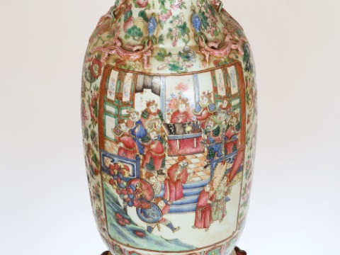 A LARGE CANTON FAMILLE ROSE PORCELAIN BALUSTER VASE, circa 1900, applied...