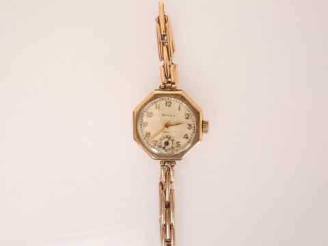 A VINTAGE ROLEX 9 CARAT GOLD LADY'S 9 WRISTWATCH, with octagonal case,...