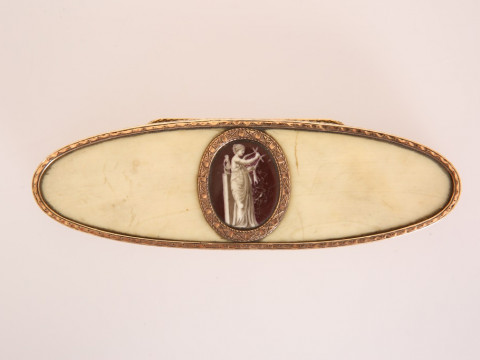 A GEORGE III IVORY AND GOLD MOUNTED TOOTHPICK BOX, EARLY 19TH CENTURY,...
