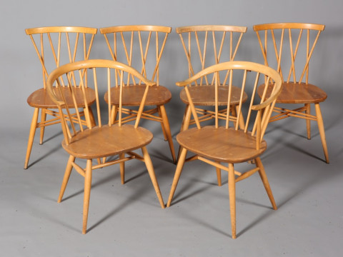 A SET OF FOUR VINTAGE ERCOL ELM CHAIRS AND A PAIR OF CHAIRS (6)