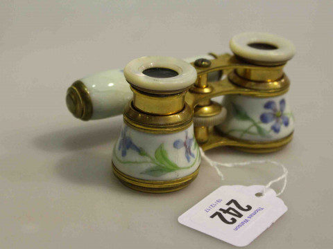 Victorian porcelain and gilt metal opera glasses